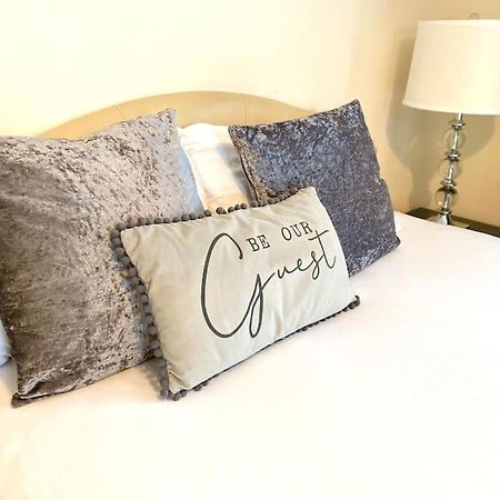 Amazing 2-Bed City Centre Apt With Parking Coventry Eksteriør bilde