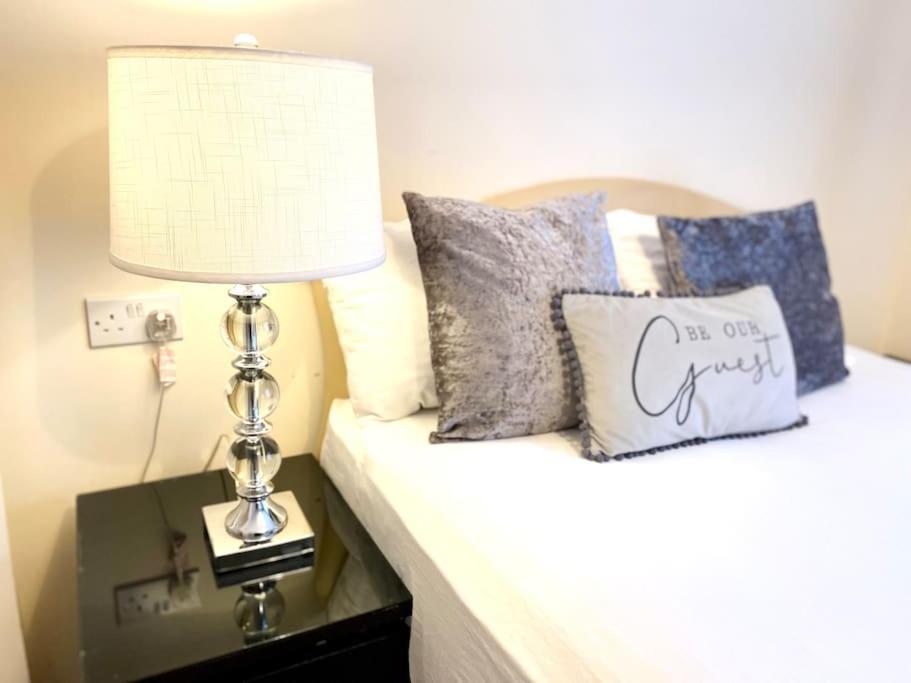 Amazing 2-Bed City Centre Apt With Parking Coventry Eksteriør bilde
